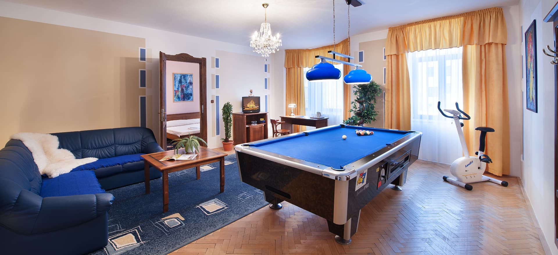 Interiér Billiard Suite